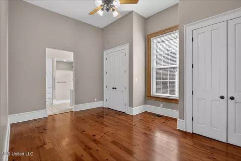 Bedroom - 504 W Railroad Ave, Summit, MS 39666 photo 1 of 10