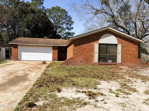 2523 San Lorenzo St, Gautier, MS 39553