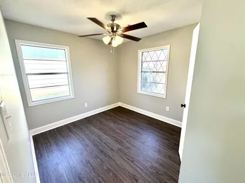 425 Knob Hill Dr, Jackson, MS 39209 photo 7