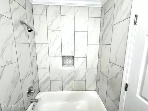 425 Knob Hill Dr, Jackson, MS 39209 photo 9