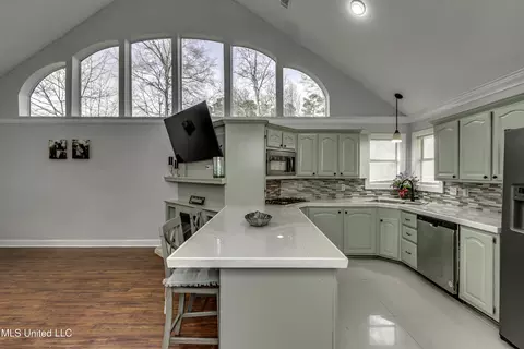 Kitchen - 112 The Briers Dr, Florence, MS 39073 photo 2 of 7