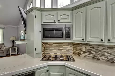 Kitchen - 112 The Briers Dr, Florence, MS 39073 photo 4 of 7