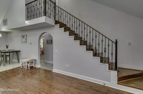 Entry Way - 112 The Briers Dr, Florence, MS 39073 photo 1 of 1