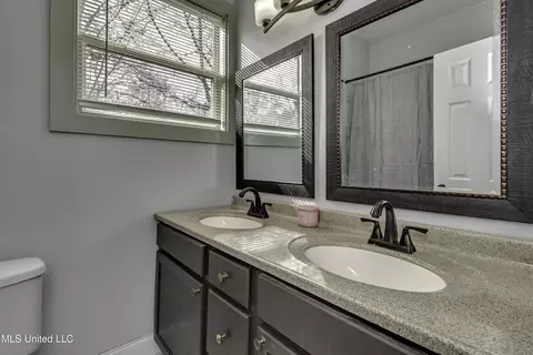 Bath - 112 The Briers Dr, Florence, MS 39073 photo 2 of 3