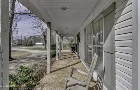 Exterior - 112 The Briers Dr, Florence, MS 39073 photo 4 of 8
