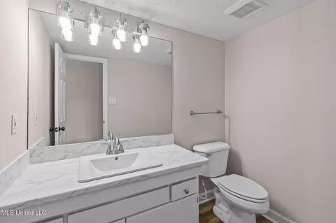 Bath - 550 Post Rd #1002, Ridgeland, MS 39157 photo 1 of 3