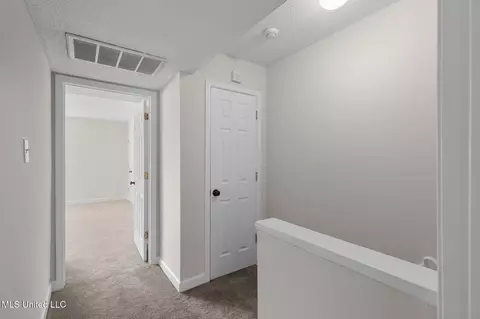 Entry Way - 550 Post Rd #1002, Ridgeland, MS 39157 photo 3 of 3