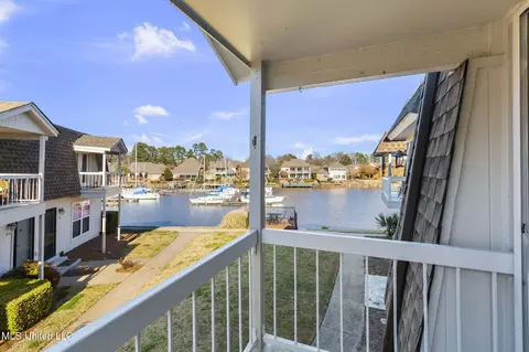 View/Area - 550 Post Rd #1002, Ridgeland, MS 39157 photo 3 of 13