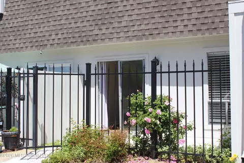 Exterior - 550 Post Rd #1002, Ridgeland, MS 39157 photo 14 of 17