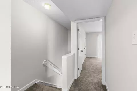 Entry Way - 550 Post Rd #1002, Ridgeland, MS 39157 photo 2 of 3