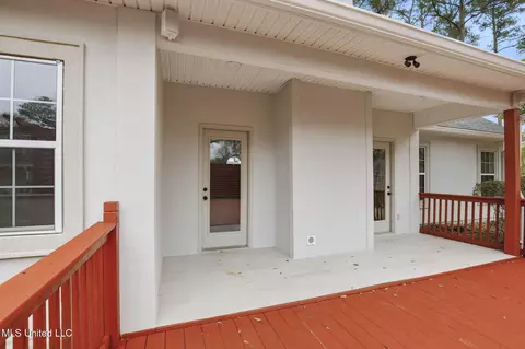 Exterior - 314 Fox Holw, Canton, MS 39046 photo 3 of 6