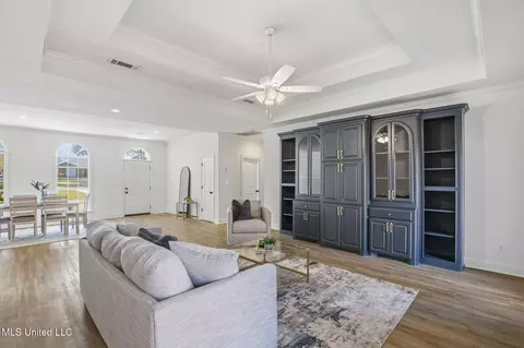 Living - 314 Fox Holw, Canton, MS 39046 photo 1 of 1