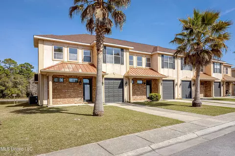212 Capri Pl #212, Ocean Springs, MS 39564