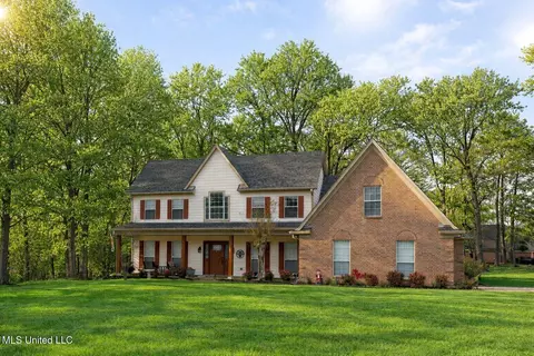 9784 Mosby Dr, Olive Branch, MS 38654
