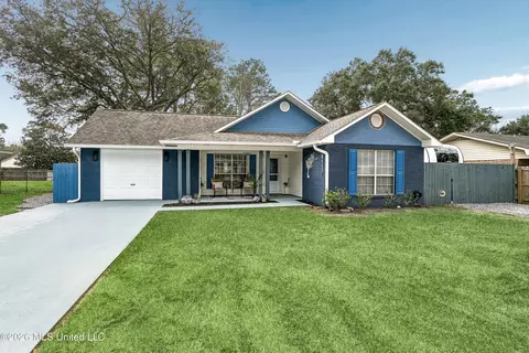 9117 Barnacle Blvd, Ocean Springs, MS 39564