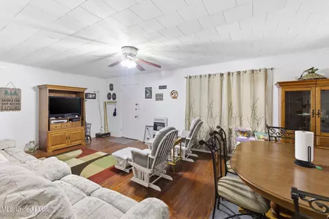 Living - 608 E Railroad Ave, Gloster, MS 39638 photo 2 of 2