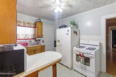 Kitchen - 608 E Railroad Ave, Gloster, MS 39638 photo 2 of 2