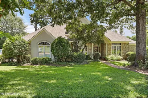 219 Northwind Dr, Brandon, MS 39047