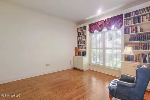 Living - 219 Northwind Dr, Brandon, MS 39047 photo 3 of 3