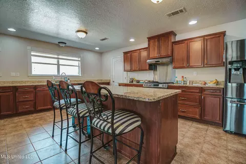 Kitchen - 17113 E Spring Lake Dr, Vancleave, MS 39565 photo 2 of 7