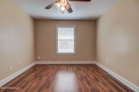 Bedroom - 17113 E Spring Lake Dr, Vancleave, MS 39565 photo 6 of 10