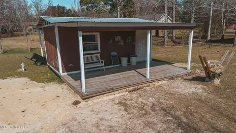Exterior - 17113 E Spring Lake Dr, Vancleave, MS 39565 photo 18 of 19
