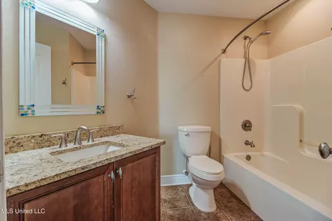 Bath - 17113 E Spring Lake Dr, Vancleave, MS 39565 photo 2 of 5