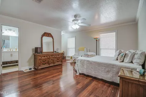 Bedroom - 17113 E Spring Lake Dr, Vancleave, MS 39565 photo 2 of 10