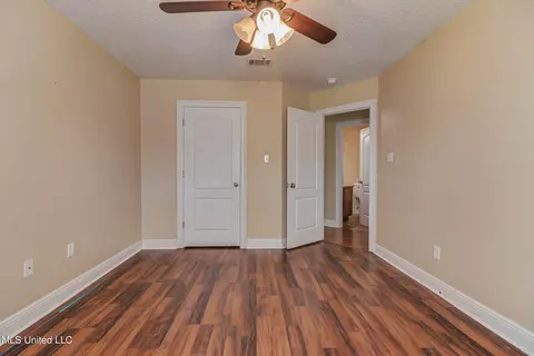 Bedroom - 17113 E Spring Lake Dr, Vancleave, MS 39565 photo 7 of 10