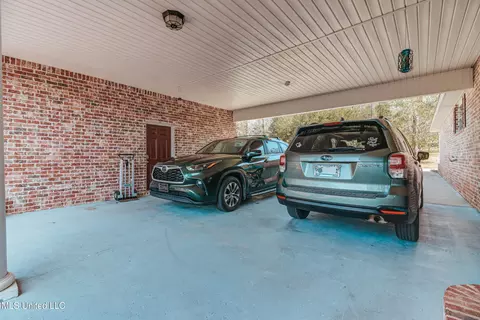 Exterior - 17113 E Spring Lake Dr, Vancleave, MS 39565 photo 6 of 19