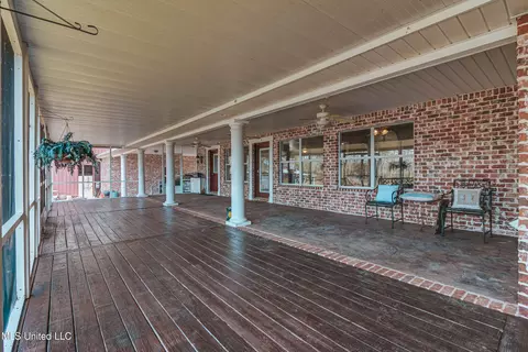 Exterior - 17113 E Spring Lake Dr, Vancleave, MS 39565 photo 11 of 19