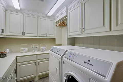 Other - 5212 Hialeah Dr, Jackson, MS 39211 photo 8 of 11
