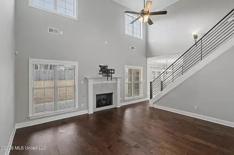 Living - 1567 Eden Loop, Hernando, MS 38632 photo 1 of 1