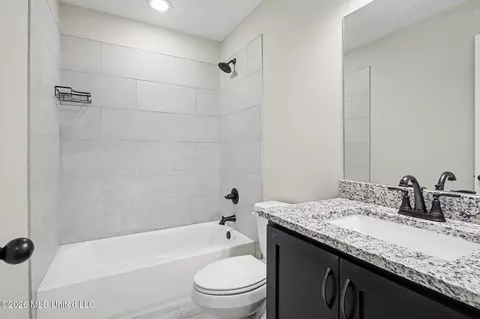 Bath - 1567 Eden Loop, Hernando, MS 38632 photo 4 of 4
