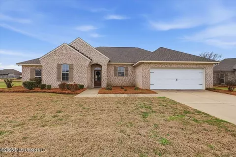 142 Western Ridge Cir, Canton, MS 39046