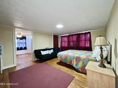 Bedroom - 4124 Griffin St, Moss Point, MS 39563 photo 6 of 7