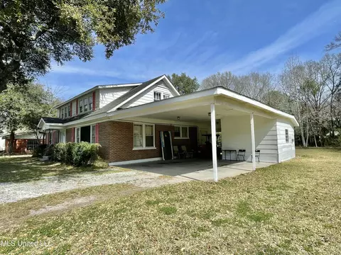 Exterior - 4124 Griffin St, Moss Point, MS 39563 photo 5 of 5
