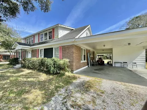 Exterior - 4124 Griffin St, Moss Point, MS 39563 photo 3 of 5