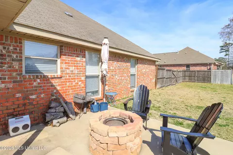 Other - 516 Glensview Dr, Brandon, MS 39047 photo 2 of 10