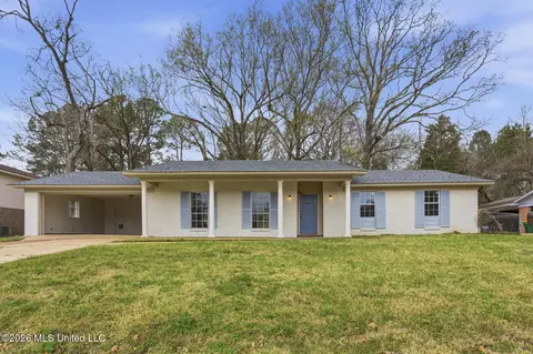 705 Pinehurst St, Clinton, MS 39056