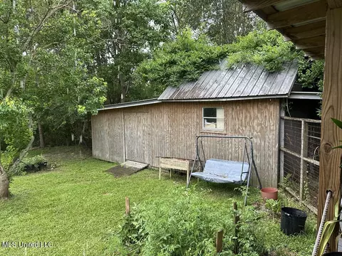 8 Chisholm Trl, Wiggins, MS 39577 photo 16