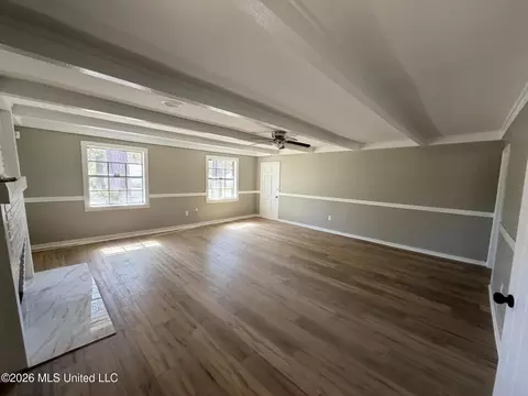 Living - 1514 Dorgan St, Jackson, MS 39204 photo 7 of 8