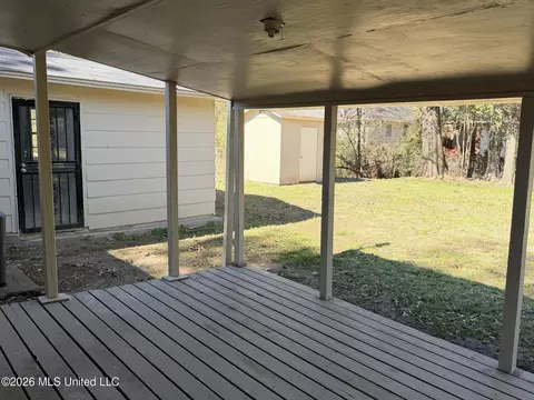 Exterior - 1514 Dorgan St, Jackson, MS 39204 photo 9 of 10