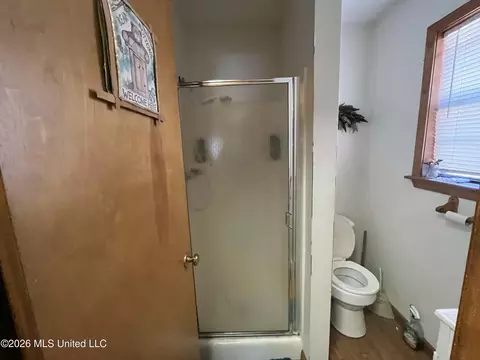 Bath - 112 Ronald Rd, Monterey, LA 71354 photo 2 of 2