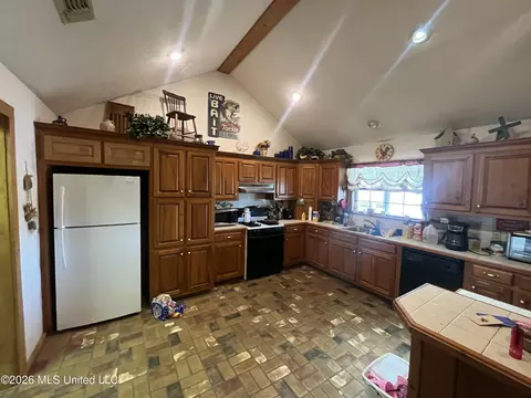 Kitchen - 112 Ronald Rd, Monterey, LA 71354 photo 1 of 2