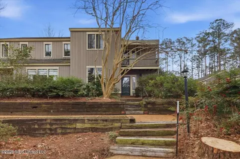 12 Eastbrooke St, Jackson, MS 39216