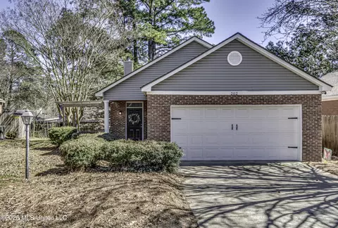 202 Commonwealth Ave, Brandon, MS 39047