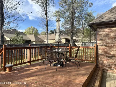 Exterior - 103 Estill Cv, Madison, MS 39110 photo 6 of 11