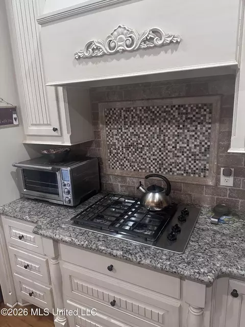 Kitchen - 103 Estill Cv, Madison, MS 39110 photo 1 of 4