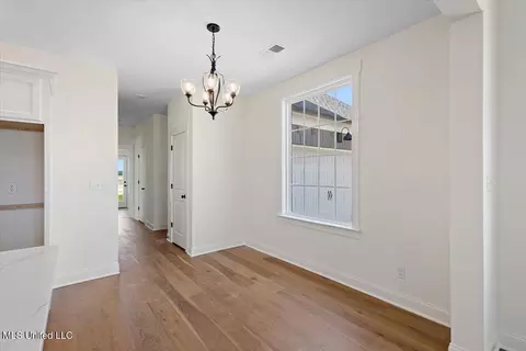 Dining - 902 Coahoma Ct, Nesbit, MS 38651 photo 1 of 1
